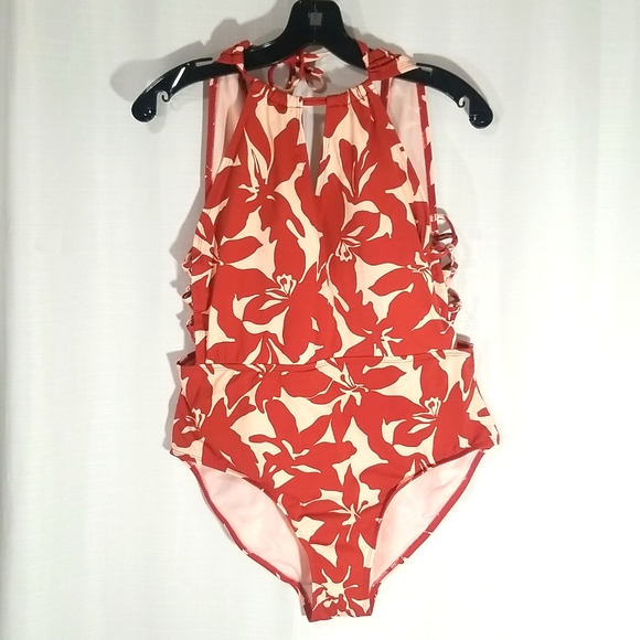 Time and Tru Halter Floral Print One Piece Bathing Suit.  Size L - Picture 13 of 14